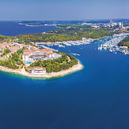 Amazing Apartment In Pula With Kitchen Luaran gambar