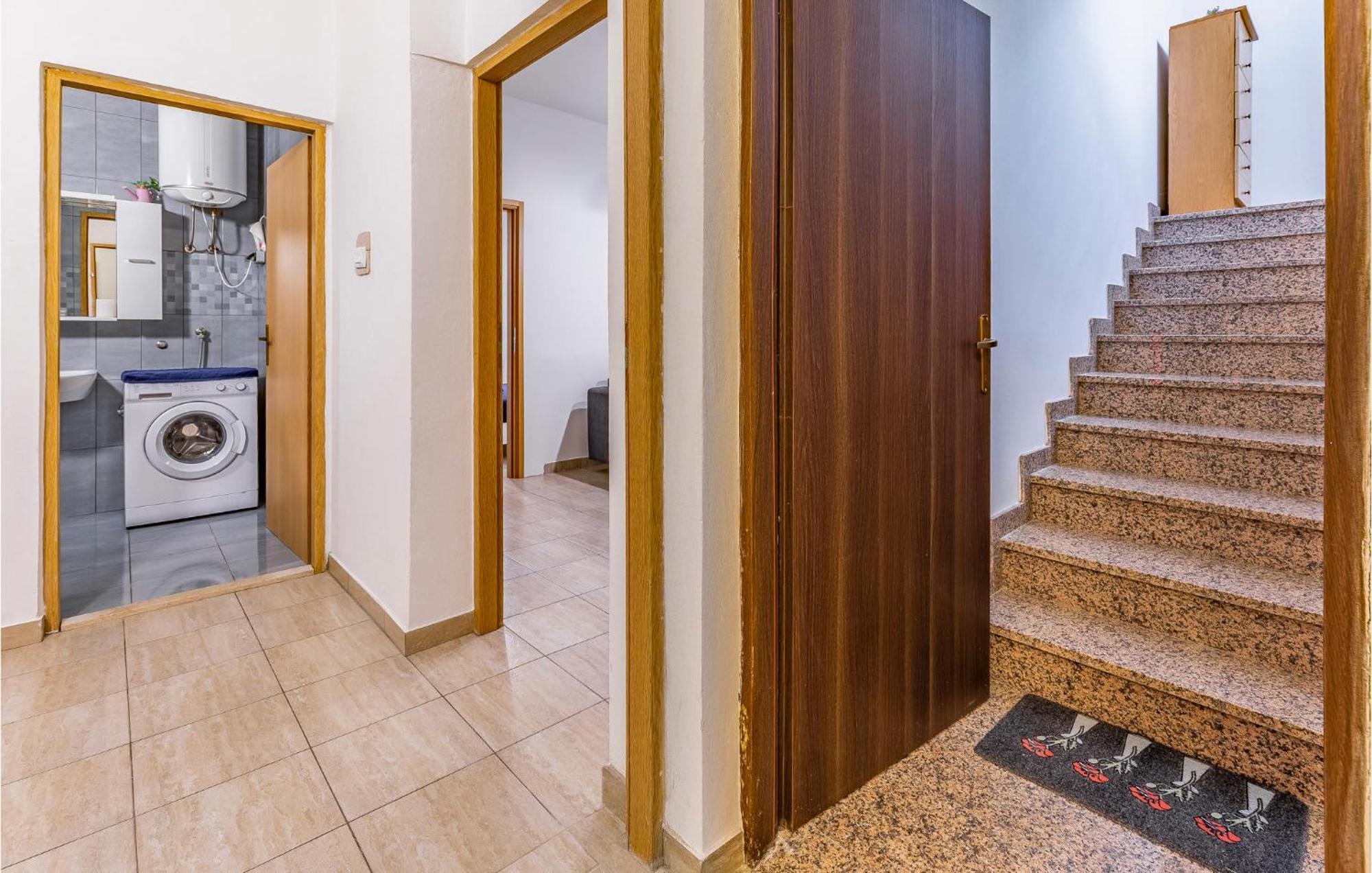 Amazing Apartment In Pula With Kitchen Luaran gambar
