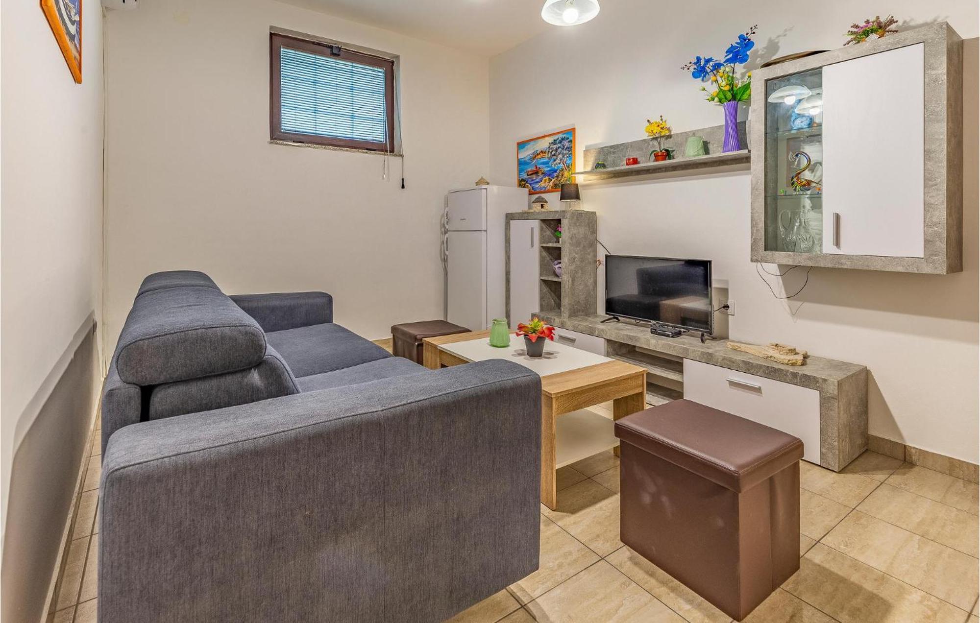 Amazing Apartment In Pula With Kitchen Luaran gambar